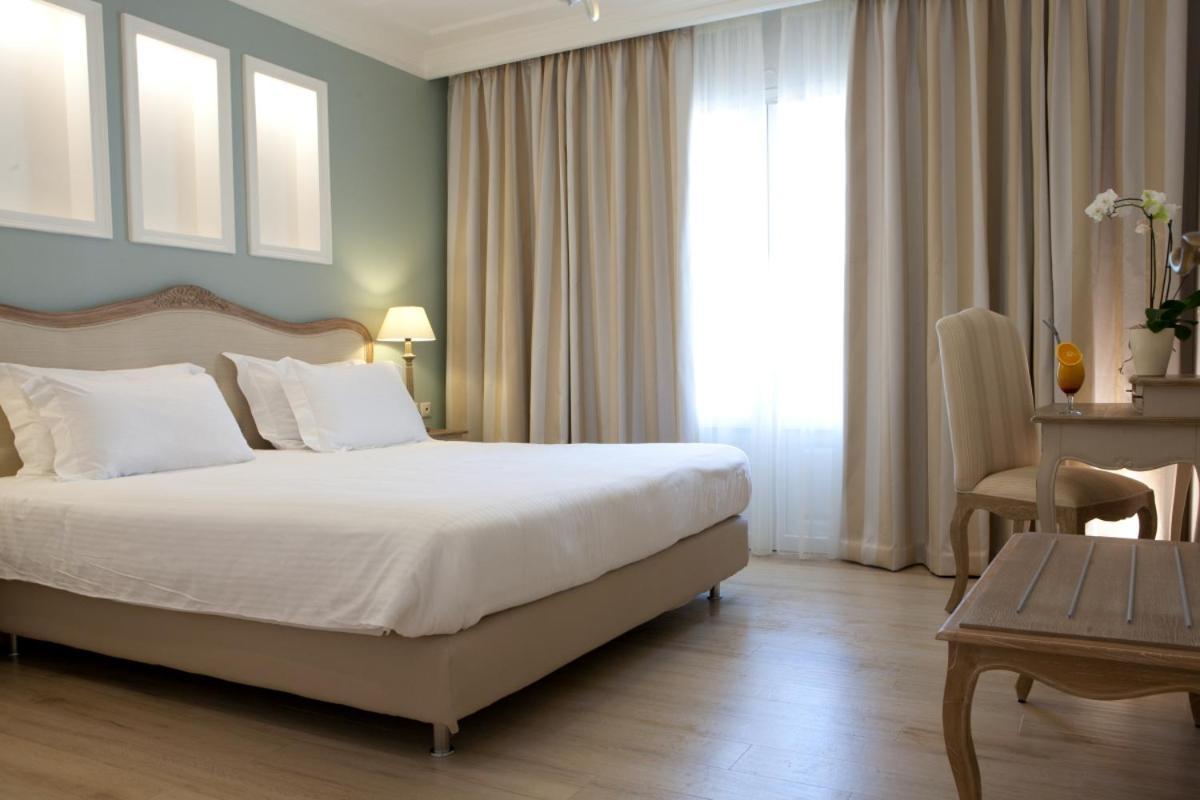 Hotel Royal Nidri Extérieur photo