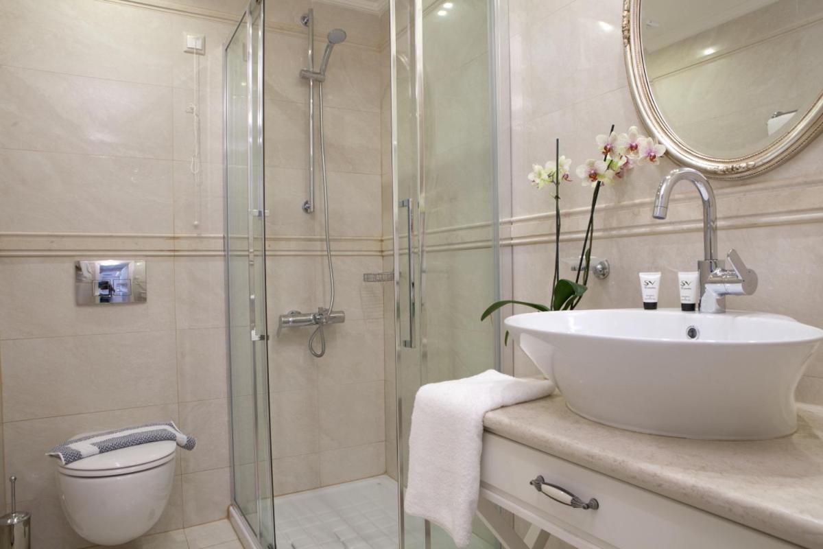 Hotel Royal Nidri Extérieur photo