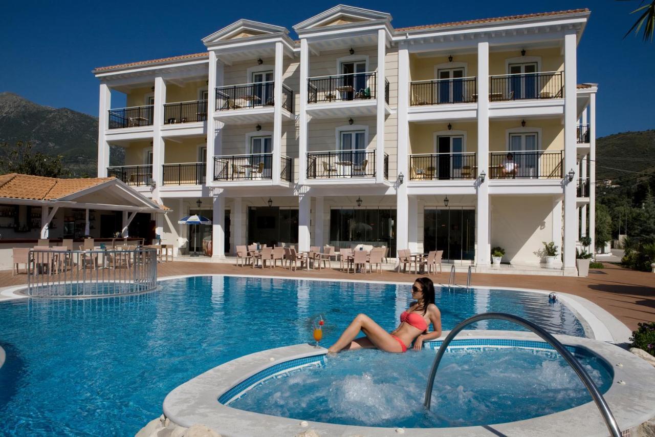 Hotel Royal Nidri Extérieur photo